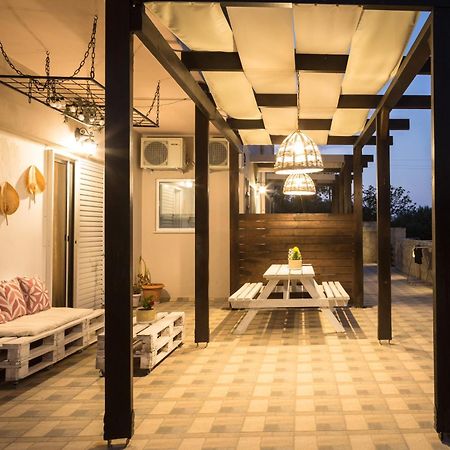 Evaele Luxury Apartments Kissamos Exterior photo