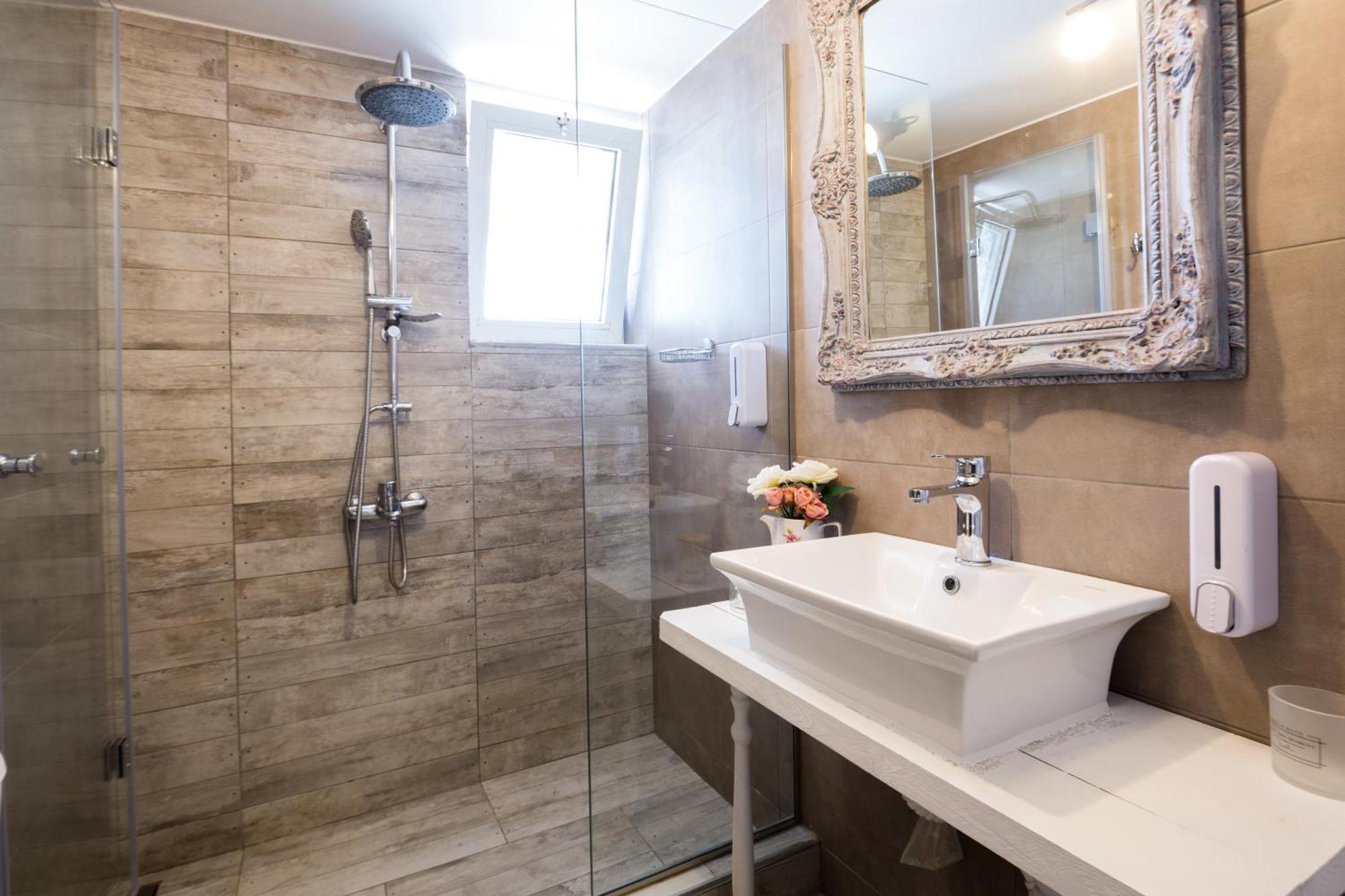 Evaele Luxury Apartments Kissamos Exterior photo